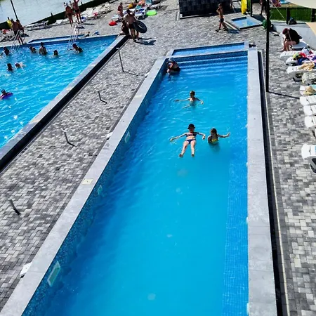 Dacia-lux Modern Hotel